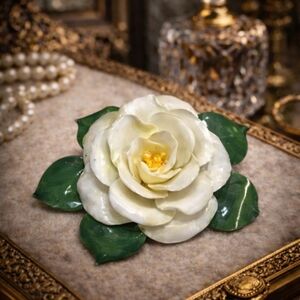 VINTAGE 1960S CARA STAFFORDSHIRE ENGLAND HANDCRAFTED PORCELAIN CAMELLIA FLOWER